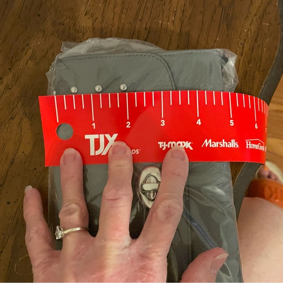 Coach rivets crossbody - Picture 7 of 8